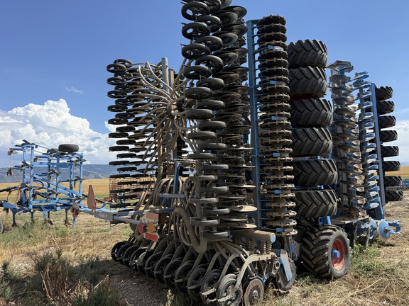 2025 Misc DT 900 Air Seeder