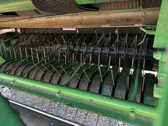 2016 John Deere 569 Premium Baler/Round