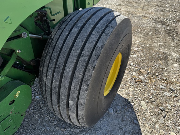 2016 John Deere 569 Premium Baler/Round