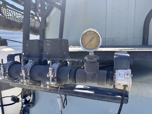 2002 Flexi-Coil 67XL Sprayer