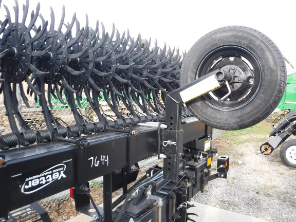 2020 Yetter 3530 Rotary Hoe