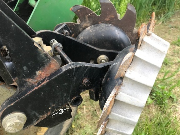 Yetter 2967-004 Planter Attachment