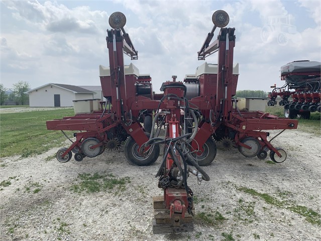 1990 Case Ih 950 Planter For Sale In Gibson City Il Ironsearch 4365