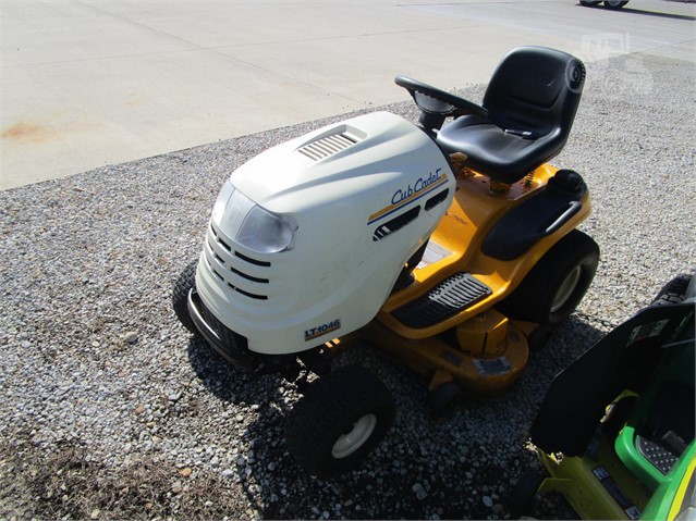 Cub Cadet Lt1046 Mower For Sale In Gibson City, Il 