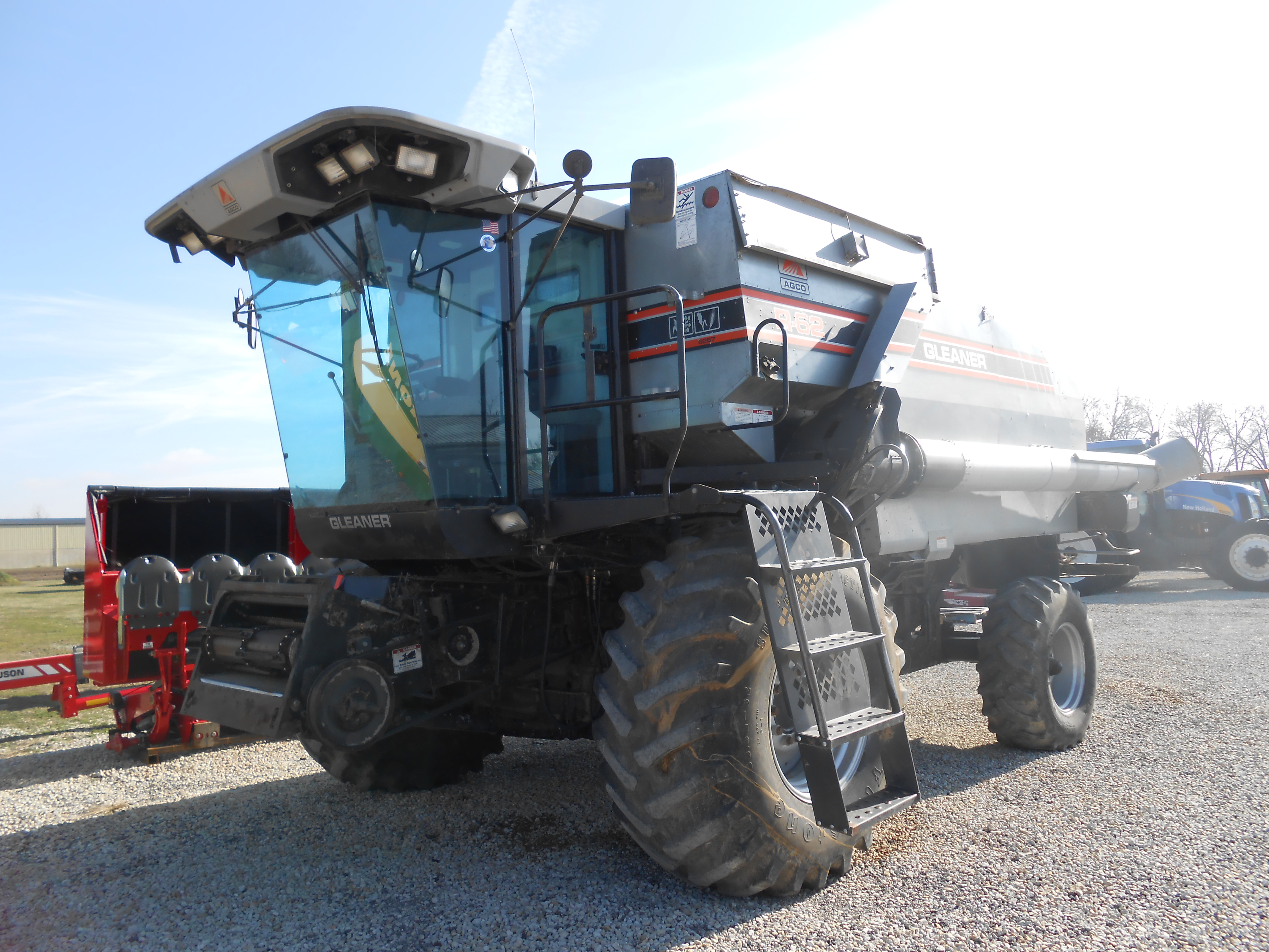 1994 AGCO Gleaner R62 Combine