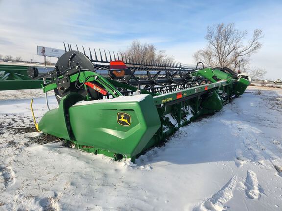 2023 John Deere RD40F Header Combine