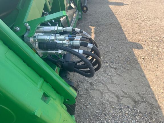 2023 John Deere RD40F Header Combine