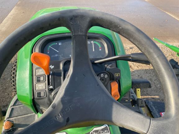 2015 John Deere X738 Garden Tractor