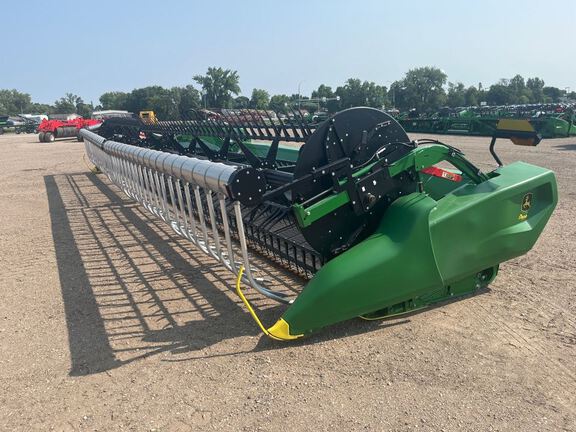 2023 John Deere RD40F Header Combine