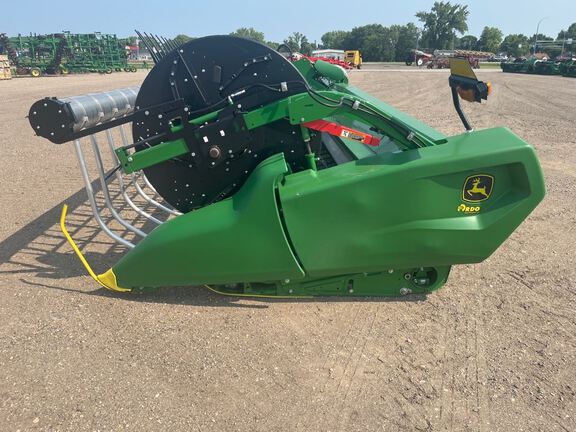 2023 John Deere RD40F Header Combine