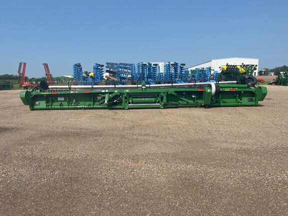 2023 John Deere RD40F Header Combine