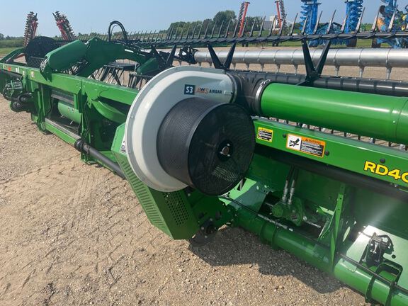 2023 John Deere RD40F Header Combine