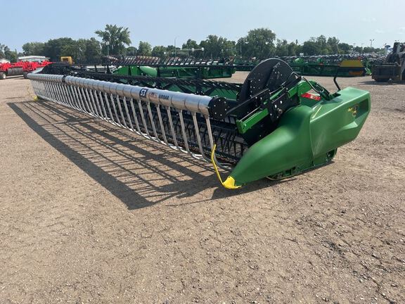 2023 John Deere RD40F Header Combine