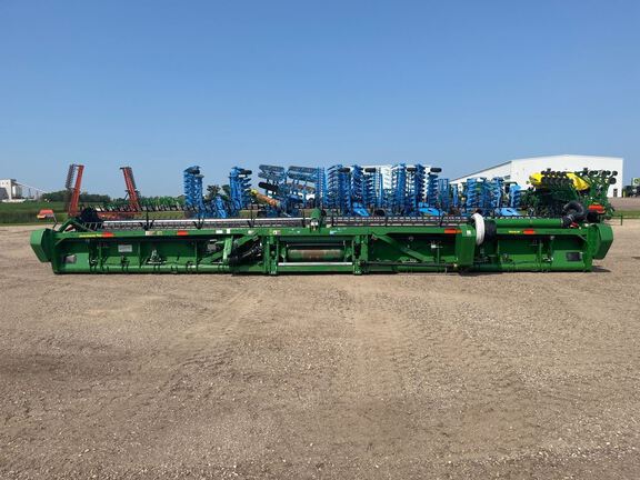 2023 John Deere RD40F Header Combine