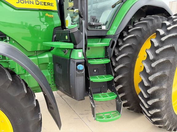 2021 John Deere 8R 280 Tractor