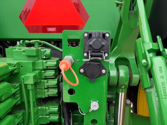 2021 John Deere 8R 280 Tractor