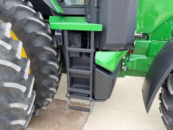 2021 John Deere 8R 280 Tractor