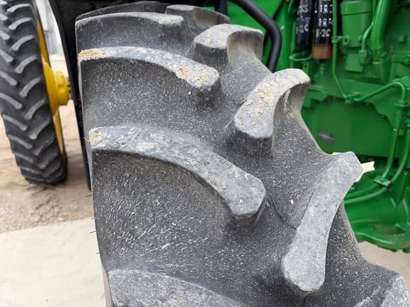 2021 John Deere 8R 280 Tractor