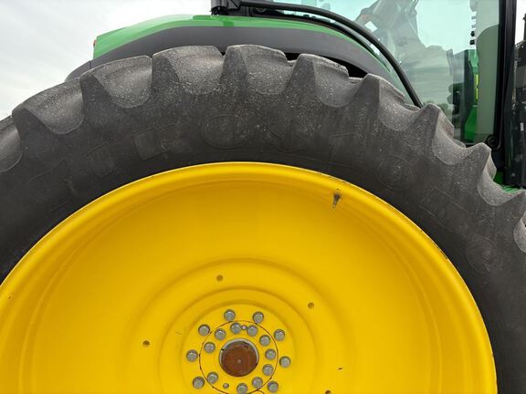 2021 John Deere 8R 280 Tractor