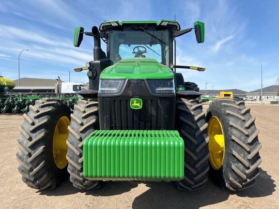 2022 John Deere 8R 370 Tractor