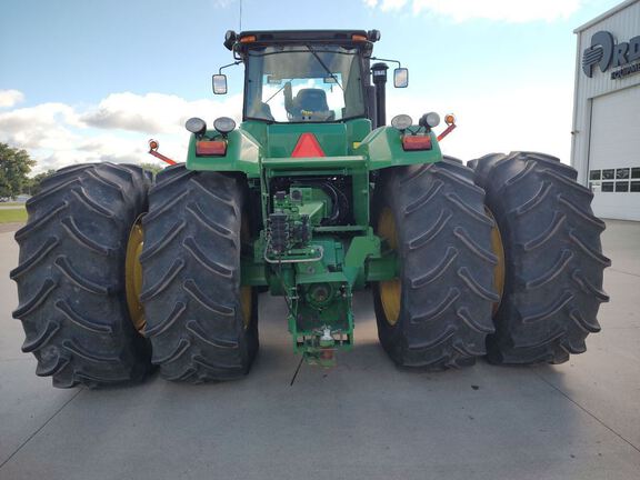 2011 John Deere 9430 Tractor 4WD