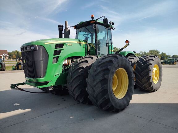 2009 John Deere 9530 Tractor 4WD