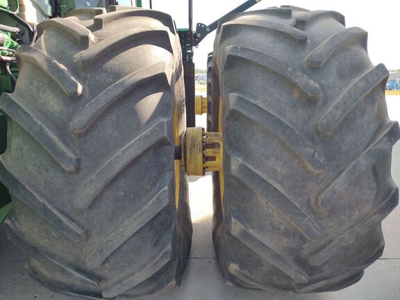 2009 John Deere 9530 Tractor 4WD