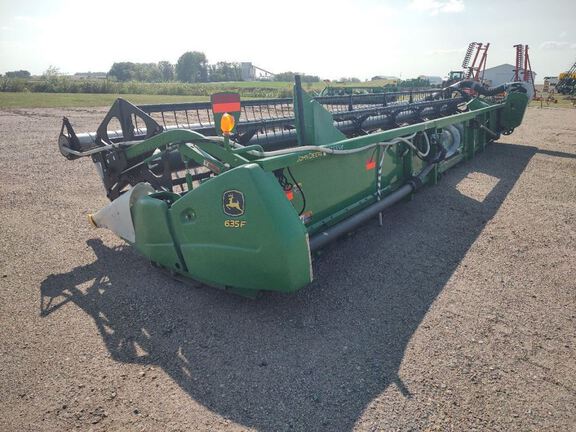 2013 John Deere 635F Header Combine