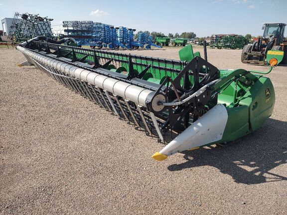 2013 John Deere 635F Header Combine