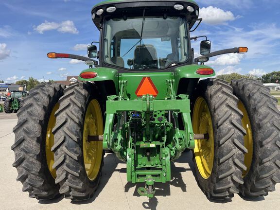 2014 John Deere 7230R Tractor