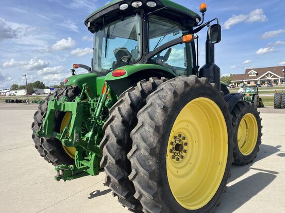 2014 John Deere 7230R Tractor