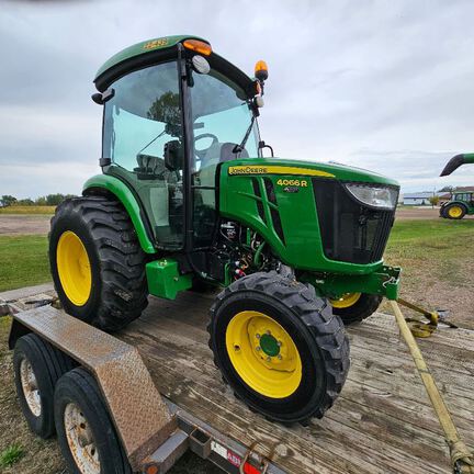 2021 John Deere 4066R Tractor Compact