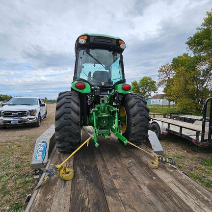 2021 John Deere 4066R Tractor Compact