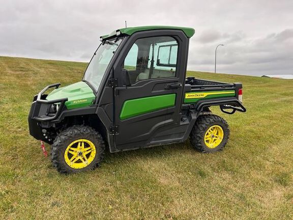 2022 John Deere XUV835R ATV