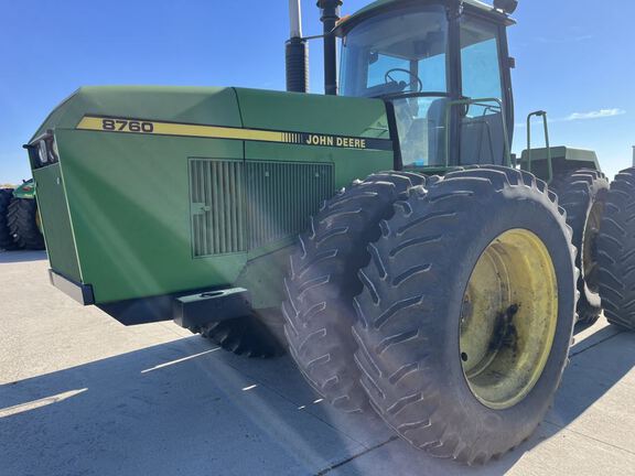 1991 John Deere 8760 Tractor 4WD