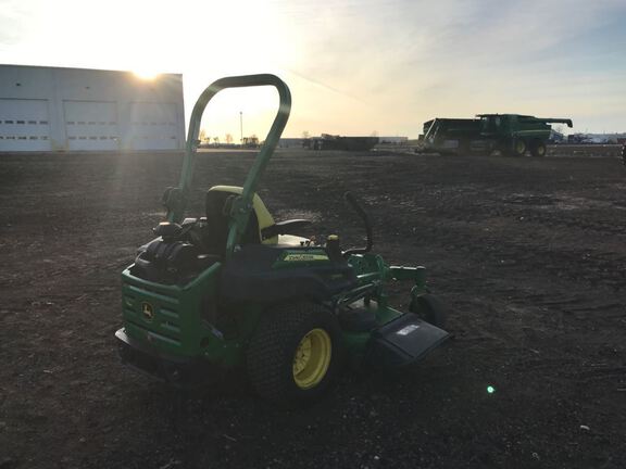 2015 John Deere Z950M Mower/Zero Turn