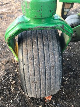 2015 John Deere Z950M Mower/Zero Turn