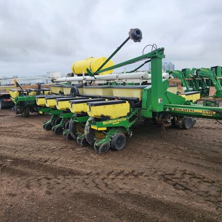 2004 John Deere 1770NT Planter