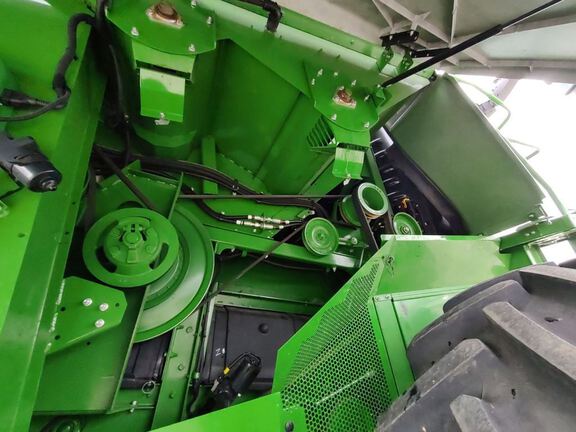 2024 John Deere S780 Combine