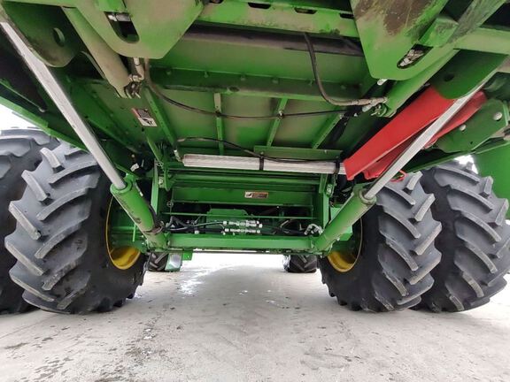 2024 John Deere S780 Combine