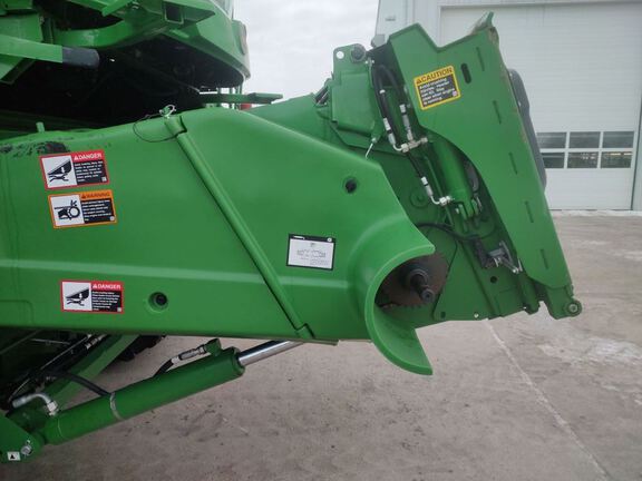 2024 John Deere S780 Combine