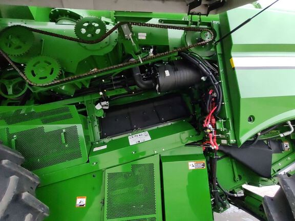 2024 John Deere S780 Combine