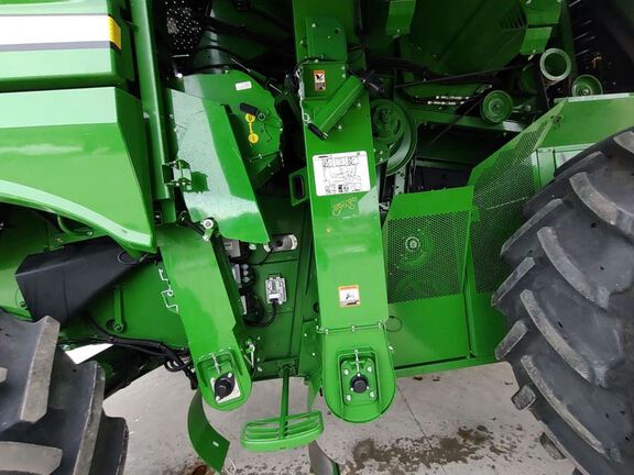 2024 John Deere S780 Combine