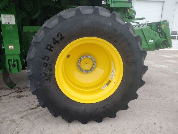 2024 John Deere S780 Combine