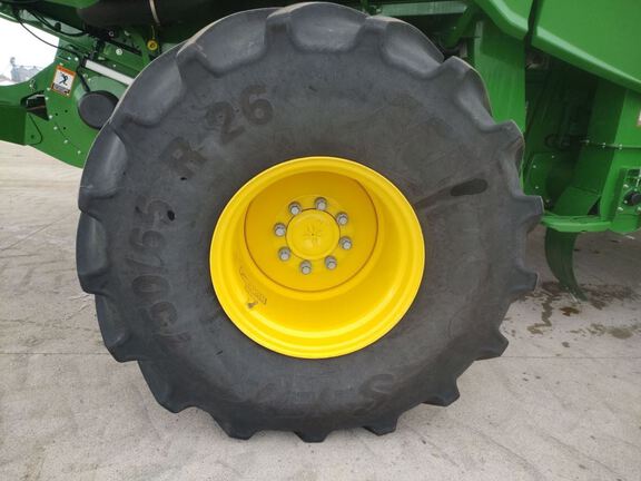 2024 John Deere S780 Combine