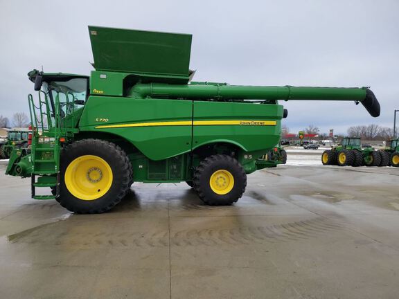 2024 John Deere S770 Combine