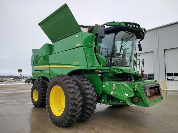 2024 John Deere S770 Combine