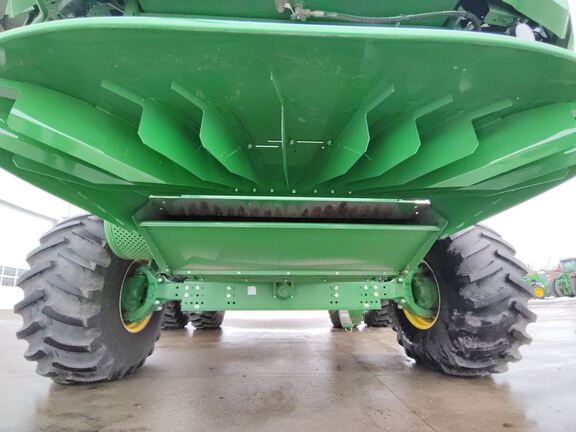 2024 John Deere S770 Combine