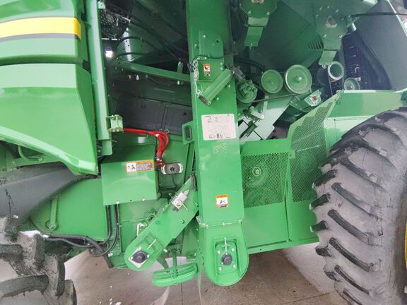 2024 John Deere S770 Combine