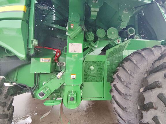 2024 John Deere S770 Combine